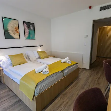 Hotell Neka Village 3*